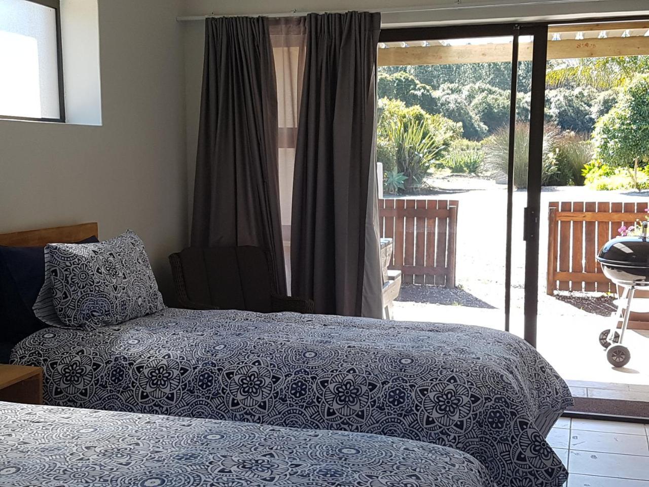 Mountain Breeze Log Cabins Stormsrivier Bagian luar foto